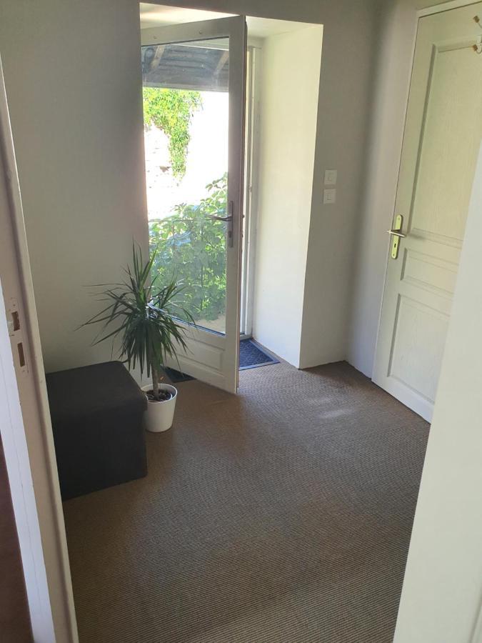 Chambre Avec Salle De Bain Hotel Donzy Exterior foto
