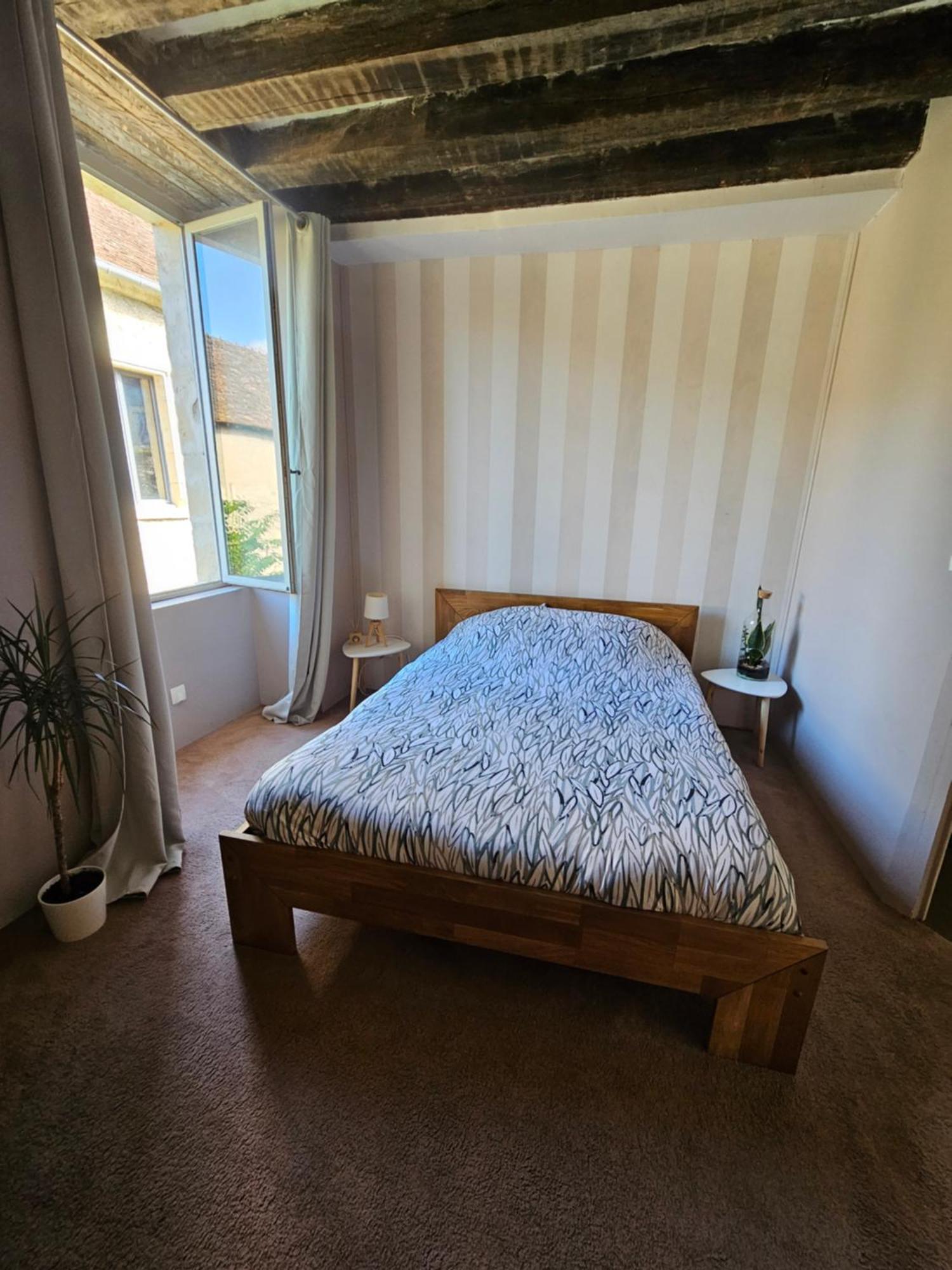 Chambre Avec Salle De Bain Hotel Donzy Exterior foto
